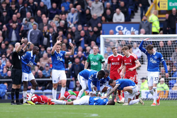 足球少年 足球少年